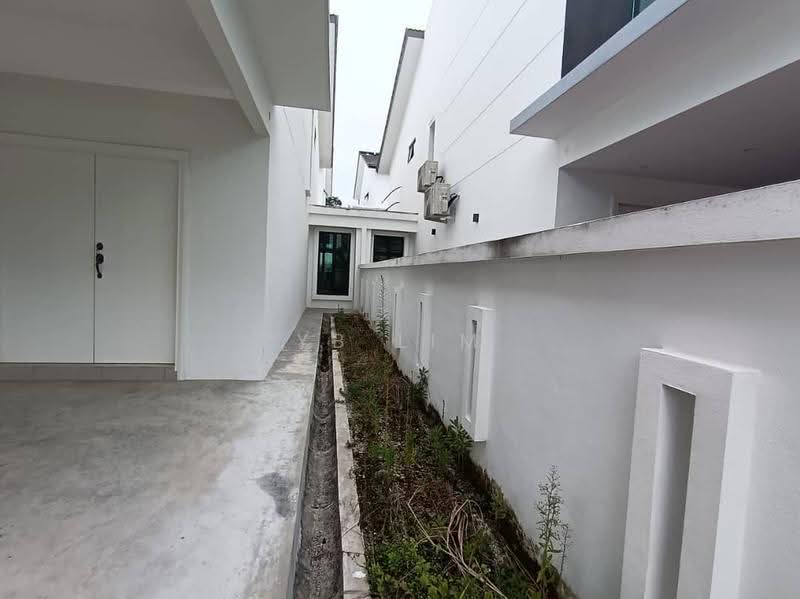 Semi-Detached House for Sale in Melaka City (Melaka) - YB Lim - PropertyGuru.com.my