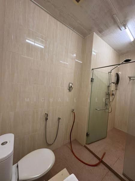 Rumah Teres 2-Tingkat untuk Disewa di Taman Bukit Maluri (Kepong) - Michael Lee - Bathroom - PropertyGuru.com.my