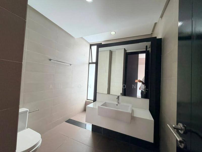 Rumah Teres 2-Tingkat untuk Disewa di Medini (Iskandar Puteri (Nusajaya)) - Anson Hiong - Bathroom - PropertyGuru.com.my