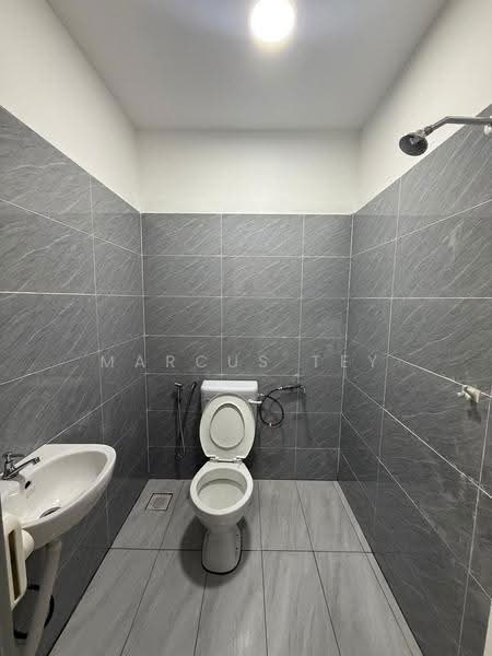 2-storey Terraced House for Sale in Taman Banang Jaya (Batu Pahat) - Marcus Tey - Bathroom - PropertyGuru.com.my
