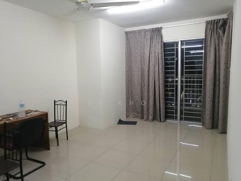 Kondominium untuk Dijual di Platinum Lake PV 15 - ZX KHO - Living Room - PropertyGuru.com.my