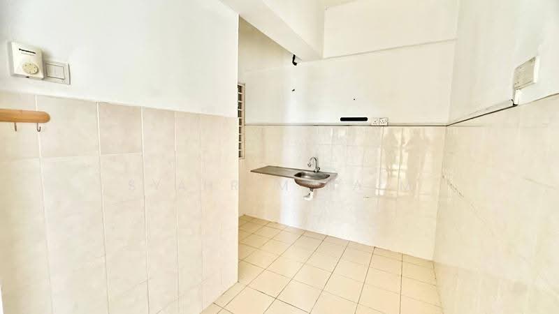 Apartment for Sale at Suria Tropika Apartment - Syahrim Naim - Kitchen - PropertyGuru.com.my