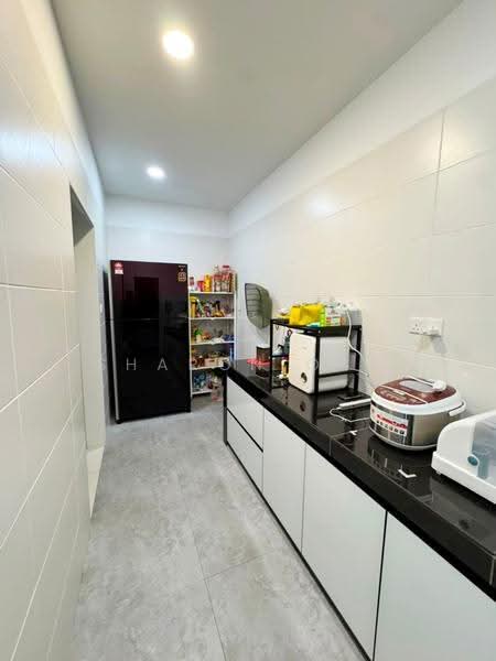 2-storey Terraced House for Sale in Taman JP Perdana (Johor Bahru) - Sharon Ong - Kitchen - PropertyGuru.com.my