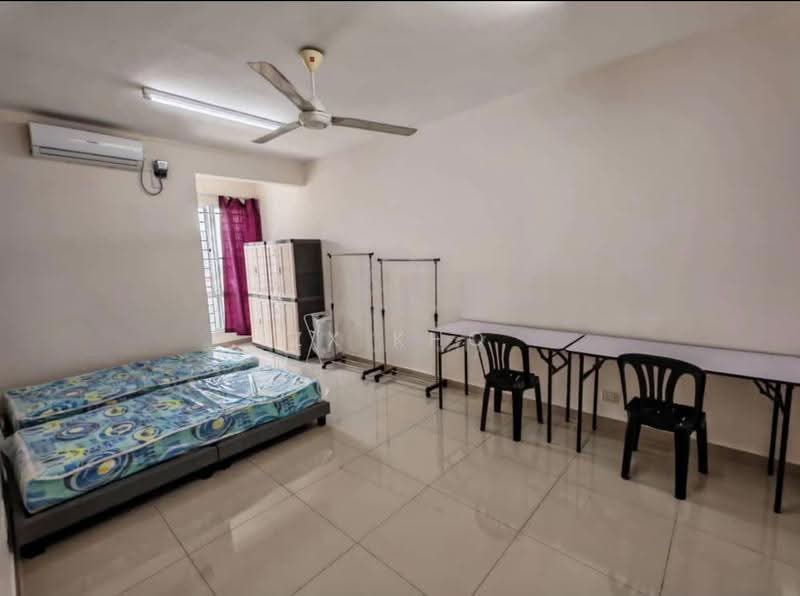 Kondominium untuk Dijual di Platinum Lake PV 16 - ZX KHO - Bedroom - PropertyGuru.com.my