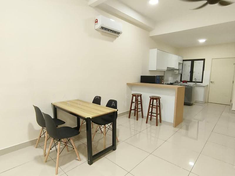 Townhouse for Rent in Sepang (Selangor) - Sanjay Kumar Sadananthan - Kitchen - PropertyGuru.com.my