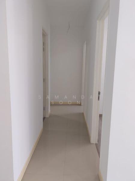 Condominium for Rent at Scenaria @ North Kiara Hills - Samanda Soon - Corridor - PropertyGuru.com.my