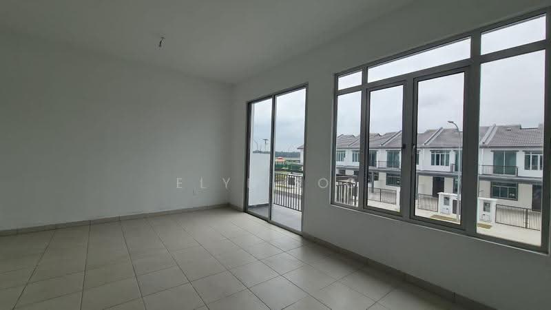 2-storey Terraced House for Sale in Taman Rambai Indah (Jenjarom) - Elyn Soo - Living Room - PropertyGuru.com.my