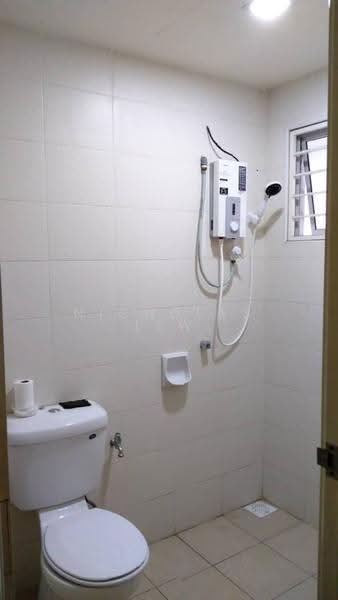 Condominium for Sale at Bayan Villa, Seri Kembangan - Nicholas Lew - Bathroom - PropertyGuru.com.my