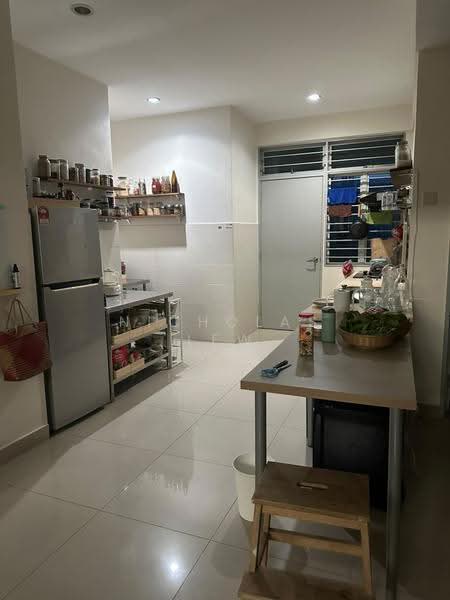 Condominium for Sale at Bayan Villa, Seri Kembangan - Nicholas Lew - Kitchen - PropertyGuru.com.my