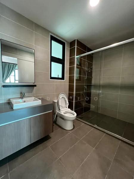 Condominium for Rent at Hillcrest Heights - Aiden Foo - Bathroom - PropertyGuru.com.my