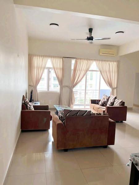 Kondominium untuk Disewa di I-Regency Condominium (Ideal Regency) - Jinelle Ong - Living Room - PropertyGuru.com.my