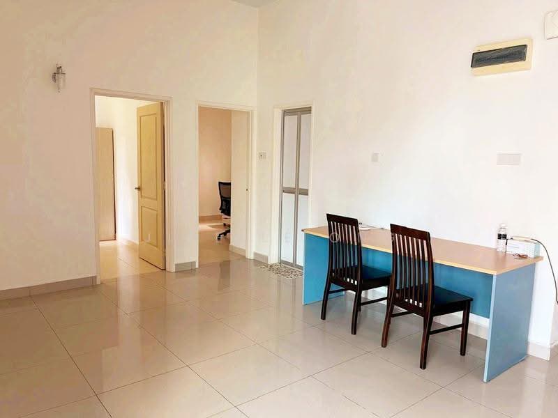 Kondominium untuk Disewa di I-Regency Condominium (Ideal Regency) - Jinelle Ong - Study - PropertyGuru.com.my