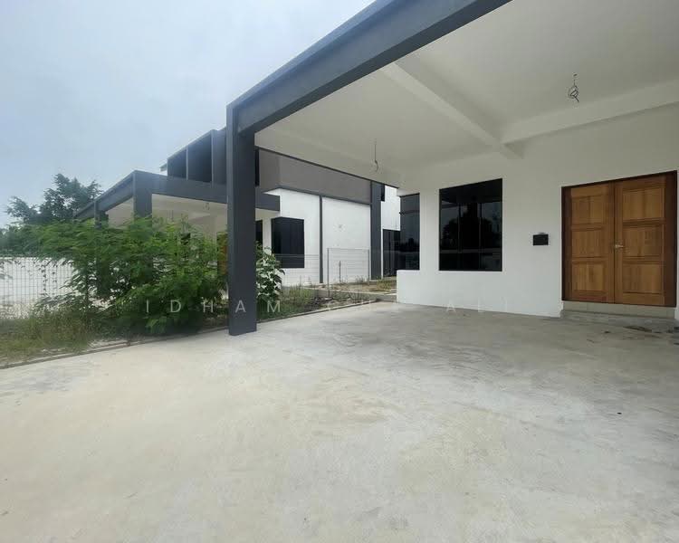 Semi-Detached House for Sale in Taman Bukit Setongkol Maju (Kuantan) - Idham Che'Ali - Exterior - PropertyGuru.com.my