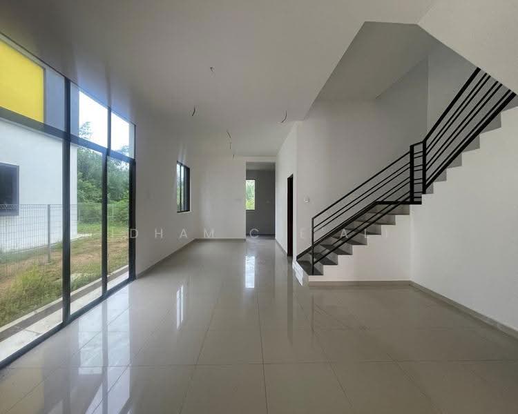 Semi-Detached House for Sale in Taman Bukit Setongkol Maju (Kuantan) - Idham Che'Ali - Living Room - PropertyGuru.com.my