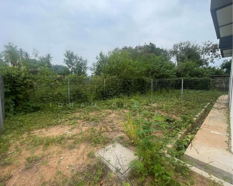 Semi-Detached House for Sale in Taman Bukit Setongkol Maju (Kuantan) - Idham Che'Ali - Exterior - PropertyGuru.com.my