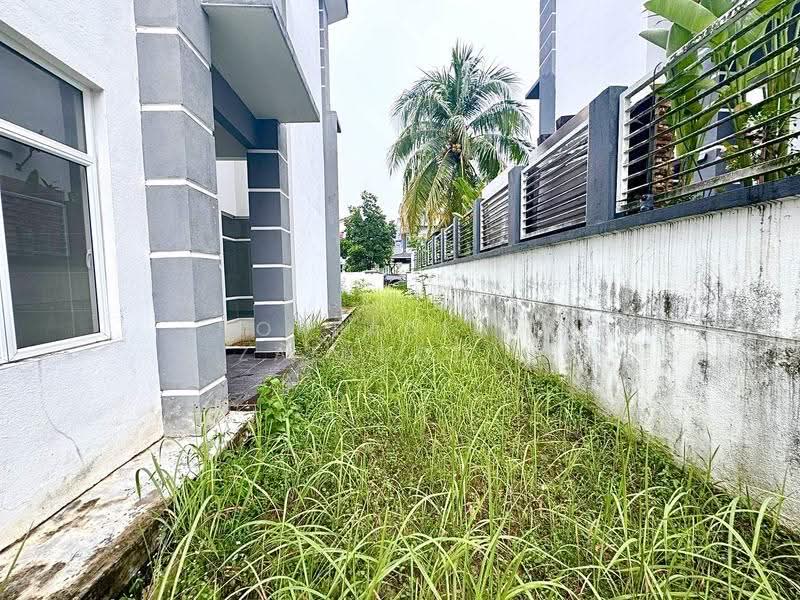 Rumah Berkembar untuk Dijual di Seksyen U10 (Shah Alam) - NORFADILAH ZAINUDDIN - Exterior - PropertyGuru.com.my