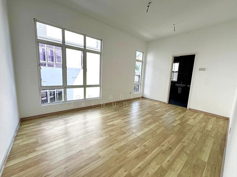 Rumah Berkembar untuk Dijual di Seksyen U10 (Shah Alam) - NORFADILAH ZAINUDDIN - Interior - PropertyGuru.com.my