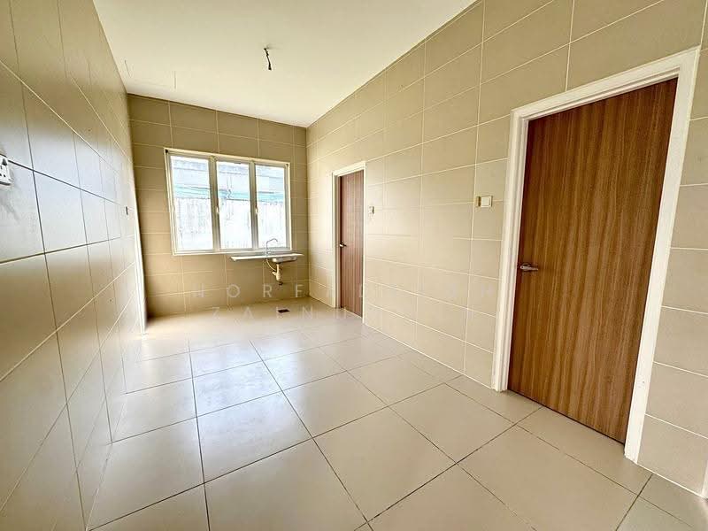 Rumah Berkembar untuk Dijual di Seksyen U10 (Shah Alam) - NORFADILAH ZAINUDDIN - Interior - PropertyGuru.com.my