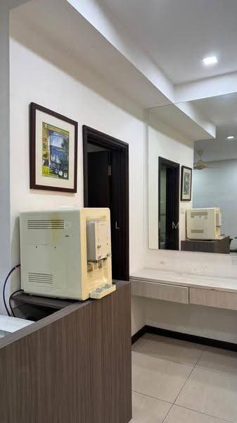 Kediaman Servis untuk Dijual di Molek Regency - Jovel Lim - Interior - PropertyGuru.com.my