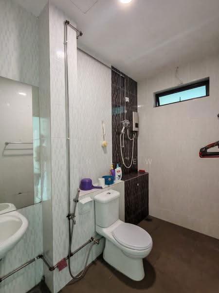 2-storey Terraced House for Rent in Taman Nusa Idaman (Iskandar Puteri (Nusajaya)) - Ken Liew - Bathroom - PropertyGuru.com.my
