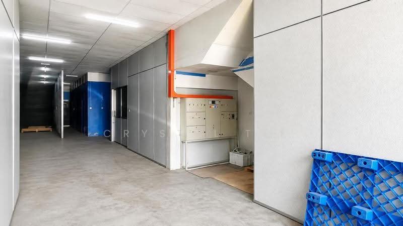 Factory for Rent in Bukit Mertajam (Penang) - Crystal Tee - Corridor - PropertyGuru.com.my