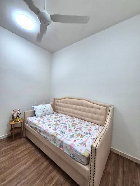 Kediaman Servis untuk Disewa di Sunway Avila Residences - Terry Yee - Bedroom - PropertyGuru.com.my