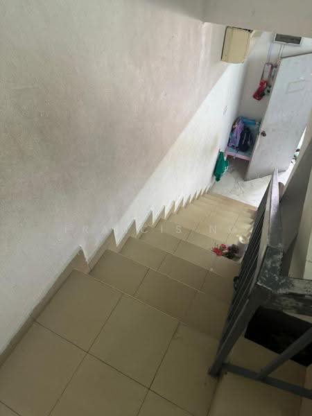 Rumah Teres 2-Tingkat untuk Dijual di Taman Impian Ehsan (Balakong) - Francis Ng - Corridor - PropertyGuru.com.my