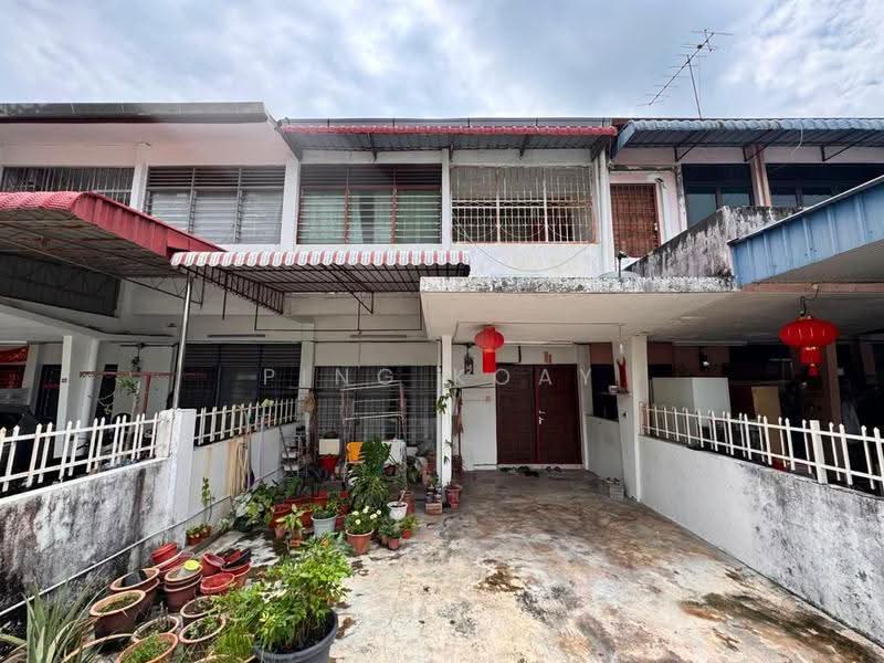 2-storey Terraced House for Sale in Taman Lip Sin (Sungai Dua) - Ping Koay - Exterior - PropertyGuru.com.my