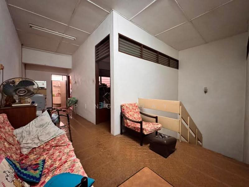 2-storey Terraced House for Sale in Taman Lip Sin (Sungai Dua) - Ping Koay - Living Room - PropertyGuru.com.my
