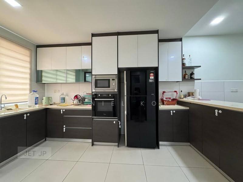 2-storey Terraced House for Sale in Bandar Botanic (Klang) - Daniel Kok - Kitchen - PropertyGuru.com.my