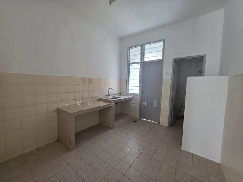 2-storey Terraced House for Sale in Taman Prima Saujana (Kajang) - James Chen - Kitchen - PropertyGuru.com.my