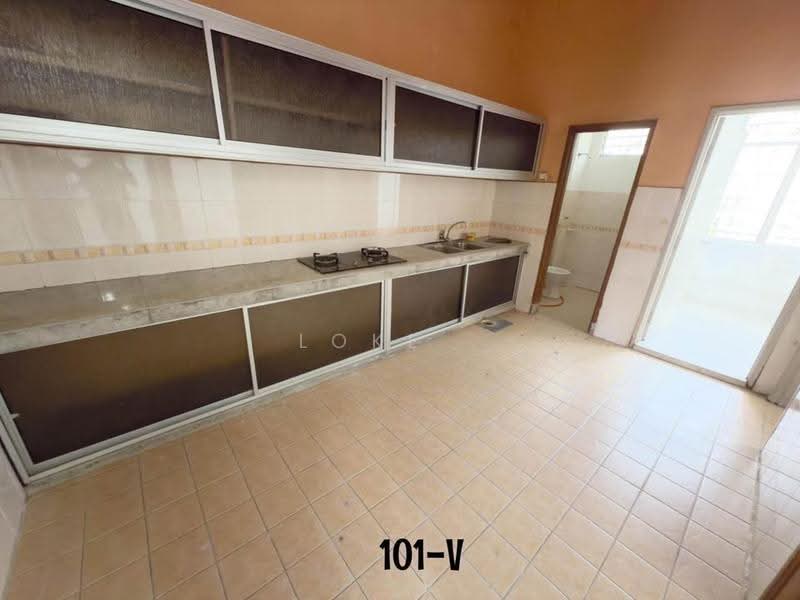 Rumah Teres 1-Tingkat untuk Dijual di Bukit Raja (Selangor) - Loke . - Kitchen - PropertyGuru.com.my