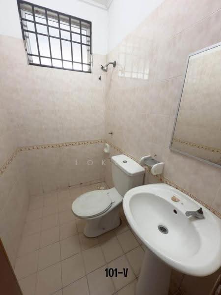Rumah Teres 1-Tingkat untuk Dijual di Bukit Raja (Selangor) - Loke . - Bathroom - PropertyGuru.com.my