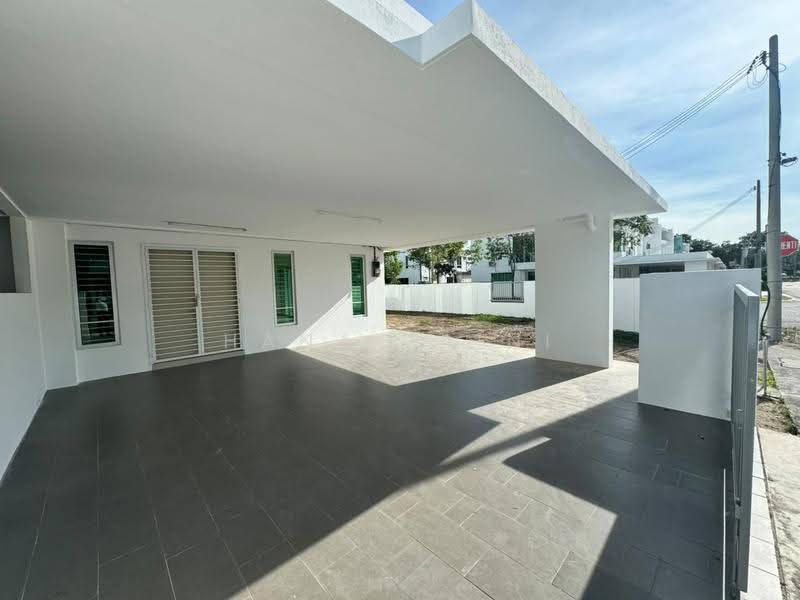 Terraced House for Sale in Bandar Sri Sendayan (Negeri Sembilan) - Hana Zaini - Exterior - PropertyGuru.com.my