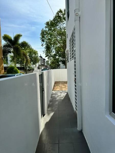 Terraced House for Sale in Bandar Sri Sendayan (Negeri Sembilan) - Hana Zaini - Exterior - PropertyGuru.com.my