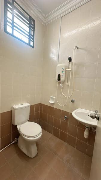 Rumah Teres 2-Tingkat untuk Dijual di Ayer Keroh (Melaka) - Mii Ong - Bathroom - PropertyGuru.com.my