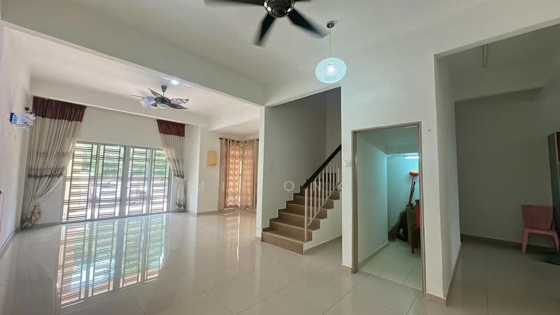 Rumah Teres 2-Tingkat untuk Dijual di Ayer Keroh (Melaka) - Mii Ong - Living Room - PropertyGuru.com.my