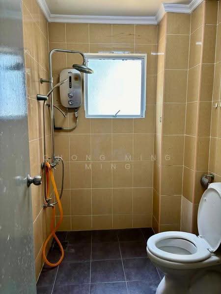 Twin Villas for Sale in Senawang (Negeri Sembilan) - Chong Ming Ming - Bathroom - PropertyGuru.com.my