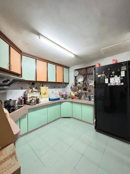 2-storey Terraced House for Sale in Taman Pelangi (Johor Bahru) - Max Loh - Kitchen - PropertyGuru.com.my