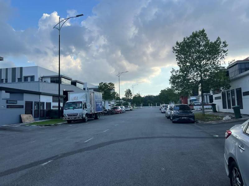 Kilang untuk Dijual di Eco Business Park 1 (Johor Bahru) - Jovel Lim - Exterior - PropertyGuru.com.my