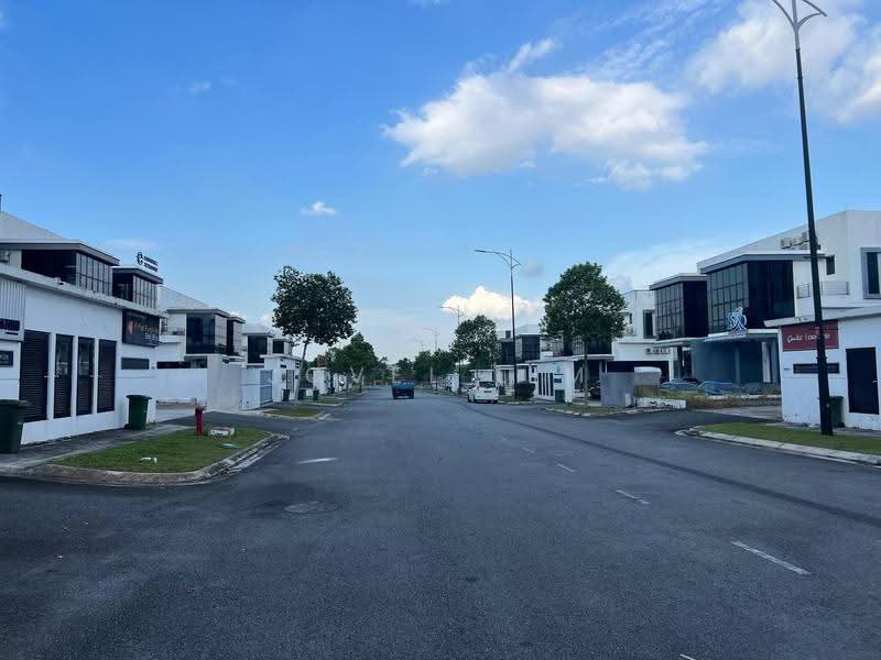 Kilang untuk Dijual di Eco Business Park 1 (Johor Bahru) - Jovel Lim - Exterior - PropertyGuru.com.my