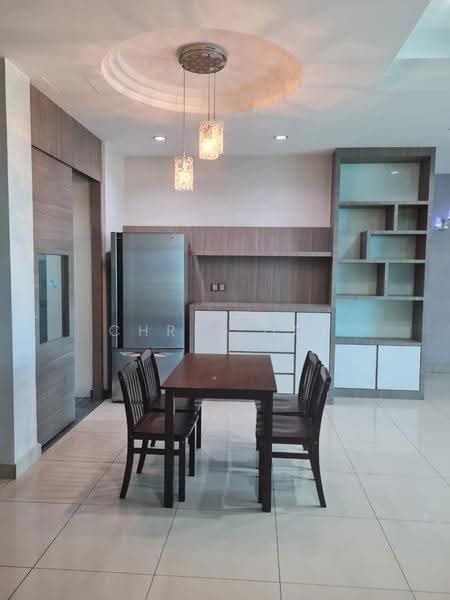 Kondominium untuk Dijual di I-Regency Condominium (Ideal Regency) - Chris Ooi - Dining Room - PropertyGuru.com.my