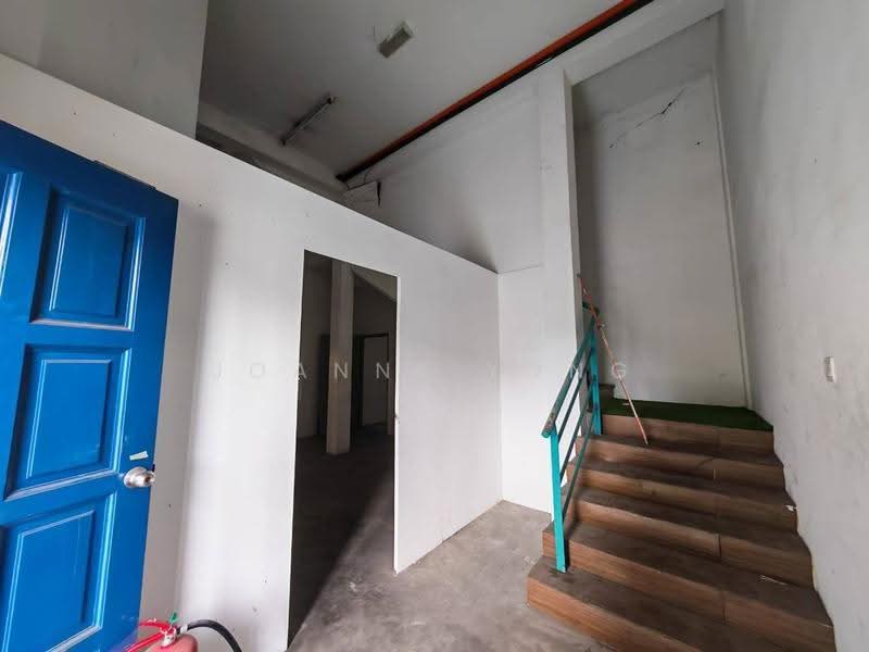 Semi-D Factory for Rent in Johor Bahru (Johor) - Joanne Yong - Entrance - PropertyGuru.com.my