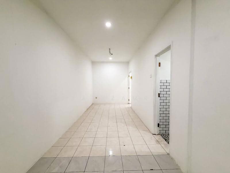 2-storey Terraced House for Sale in Kota Perdana (Seri Kembangan) - Izzat Zamros - Interior - PropertyGuru.com.my
