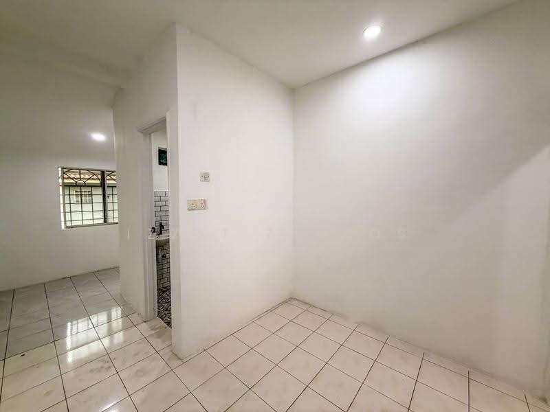2-storey Terraced House for Sale in Kota Perdana (Seri Kembangan) - Izzat Zamros - Interior - PropertyGuru.com.my