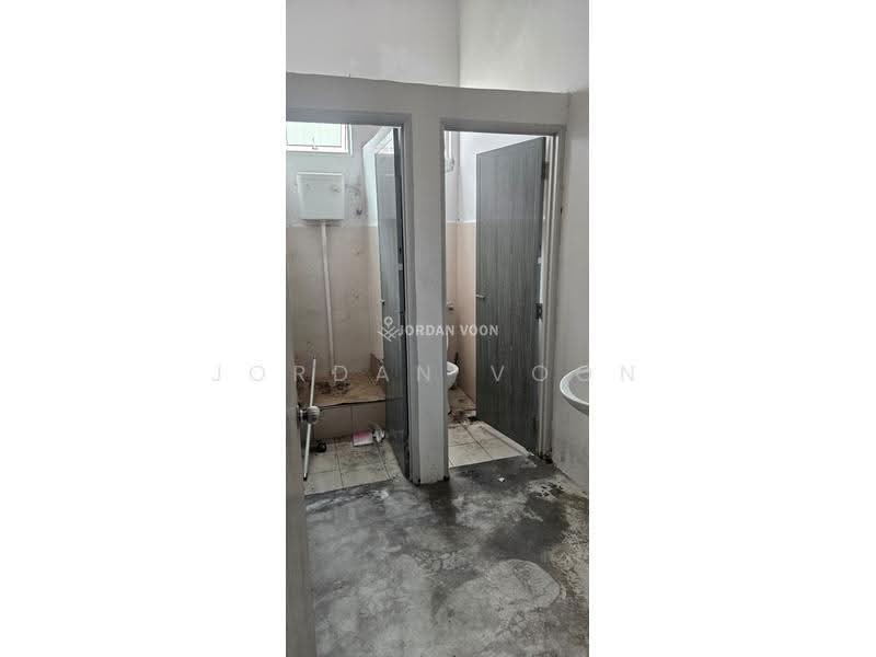 Detached Factory for Rent in Taman Iks Simpang Ampat (Simpang Ampat) - Jordan Voon - Bathroom - PropertyGuru.com.my
