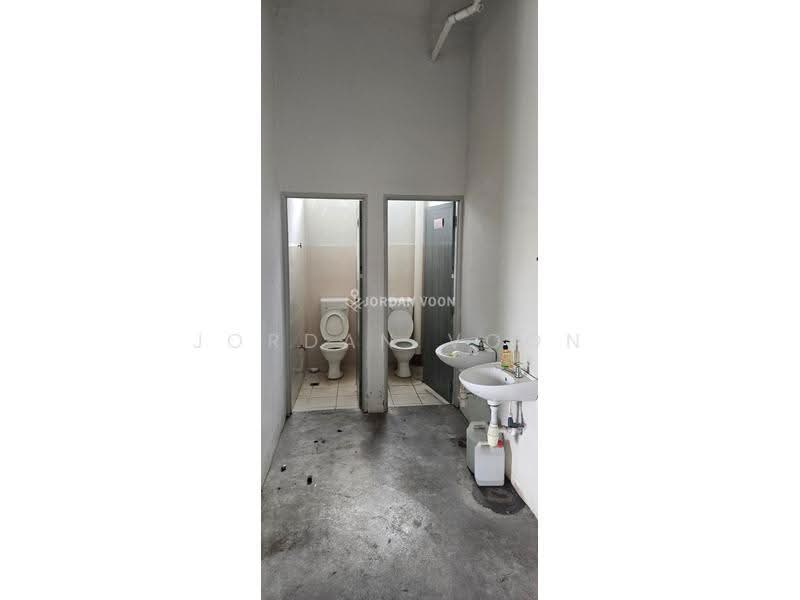 Detached Factory for Rent in Taman Iks Simpang Ampat (Simpang Ampat) - Jordan Voon - Bathroom - PropertyGuru.com.my