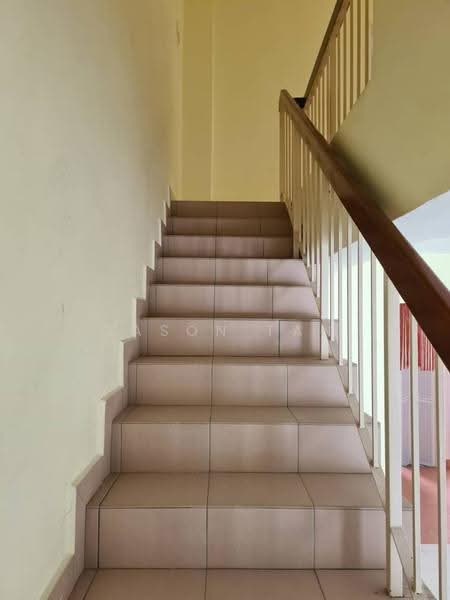 2-storey Terraced House for Sale in Taman Puncak Jalil (Seri Kembangan) - Jason Tan - Corridor - PropertyGuru.com.my