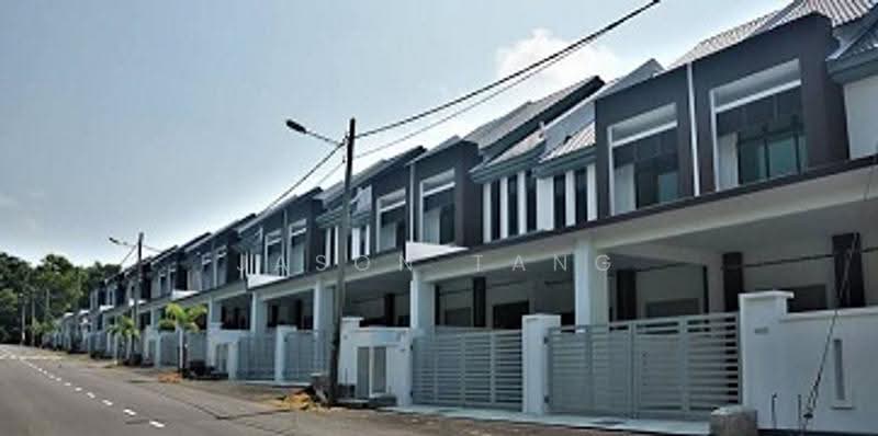 2-storey Terraced House for Sale in Taman Cheng Setia (Cheng) - Jason Tang - Exterior - PropertyGuru.com.my