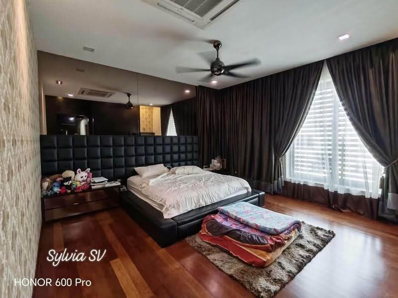 Semi-Detached House for Sale in Setia Damai (Setia Alam) - Loke . - Bedroom - PropertyGuru.com.my